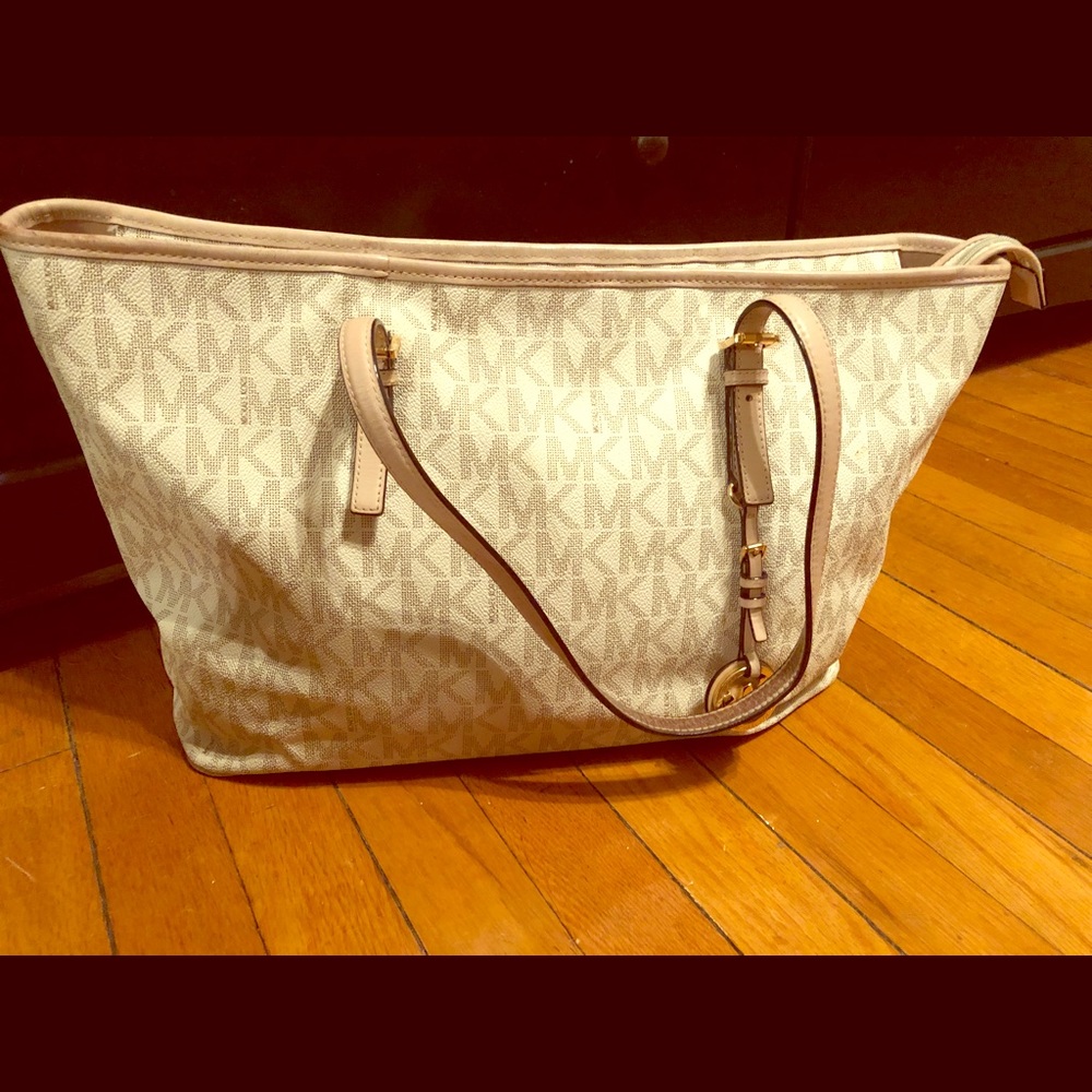 Michael Kors Tote